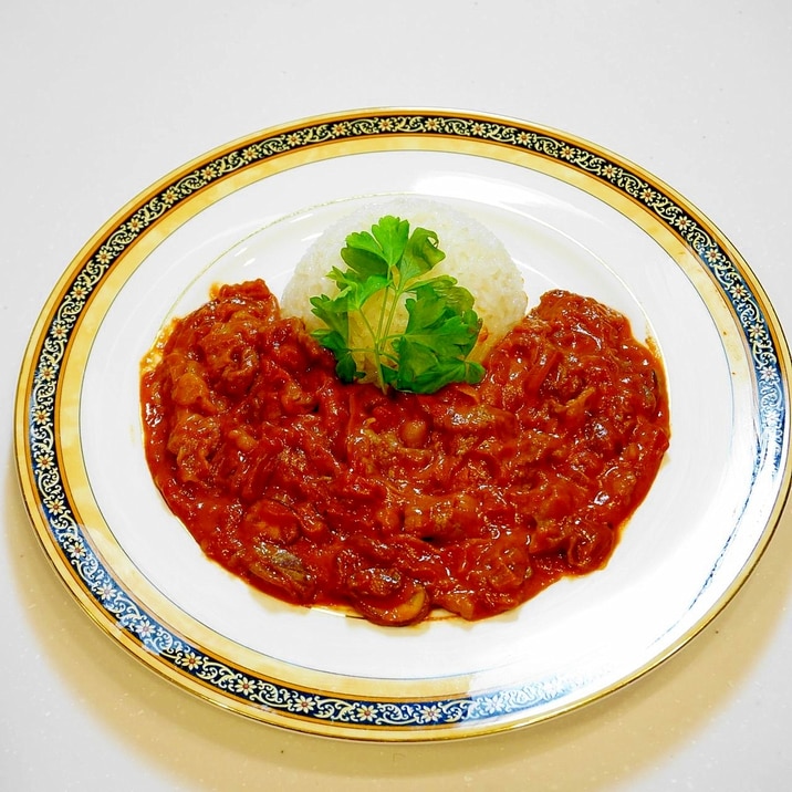 本場の伝統料理がご家庭で簡単に!ビーフストロガノフ